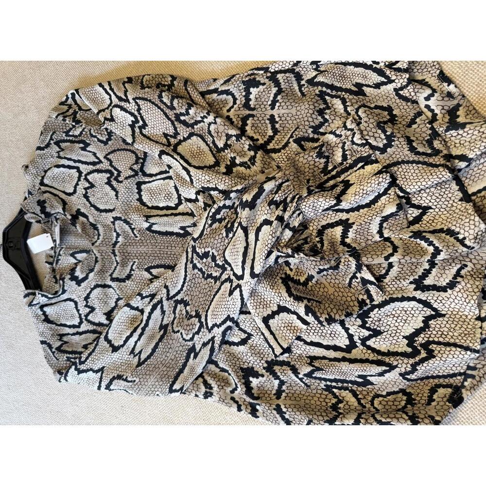 Cabi Women's Snake Print Blouse Size S